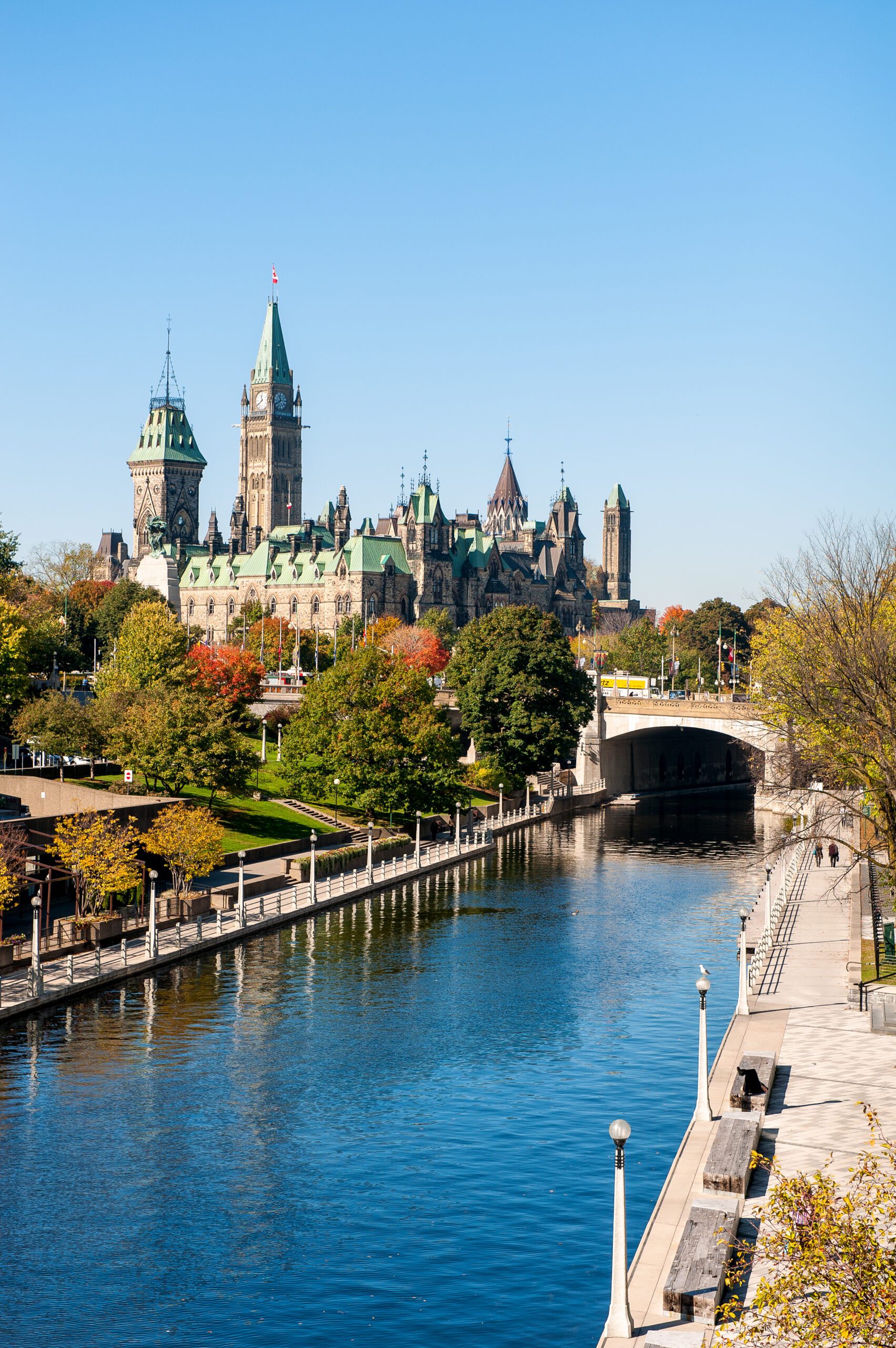 The,Parliament,Of,Canada,And,Rideau,Canal